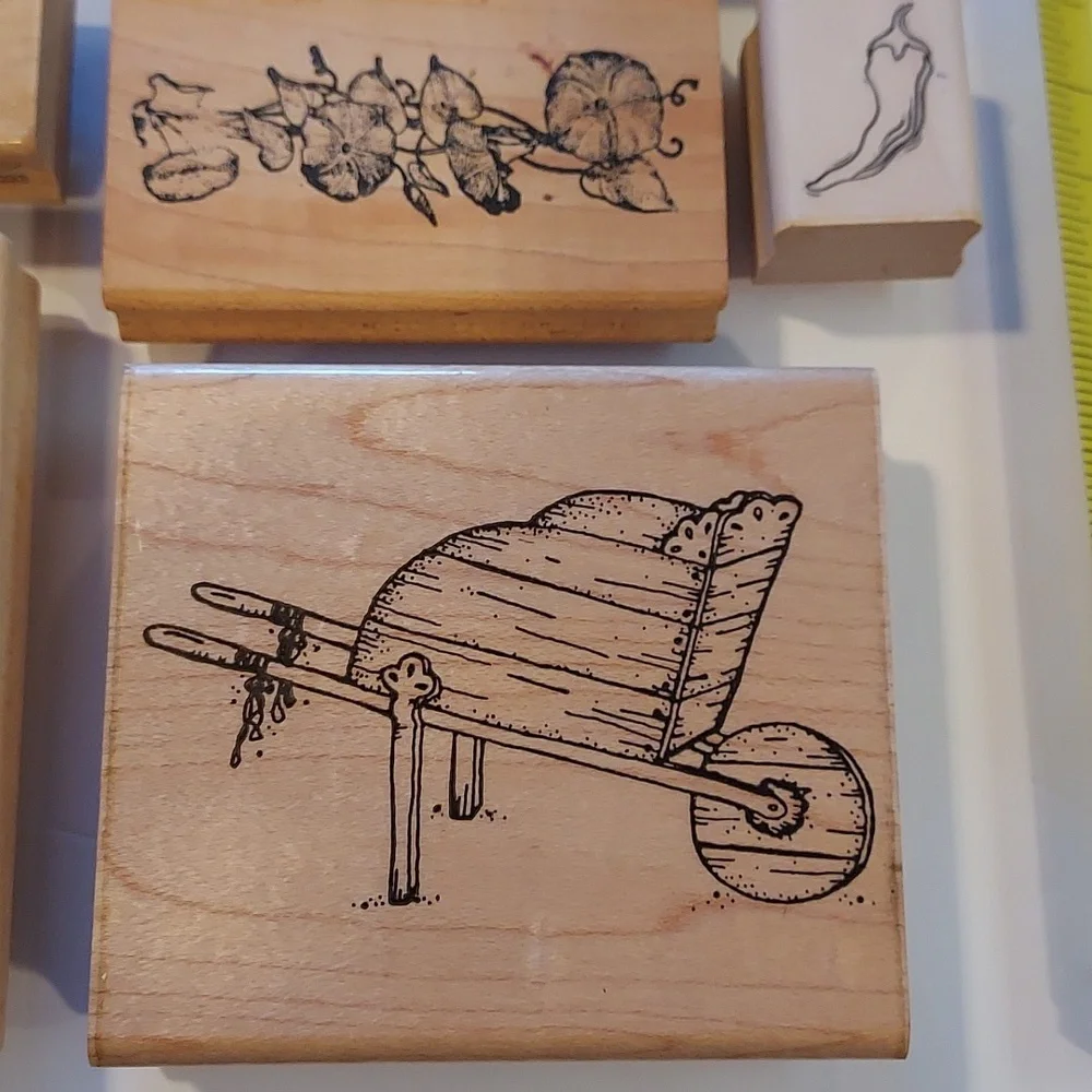 Rubber Stamps Set Of 9 Gardening Floral Swan Butterfly Pepper Wedding Hugs Kiss